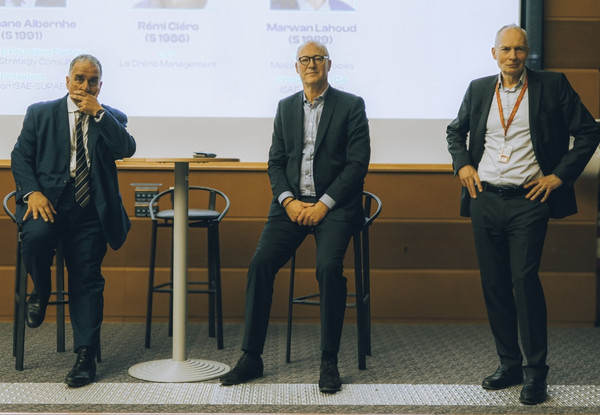 Conférence 3 trajectoires, 1 meme école Header