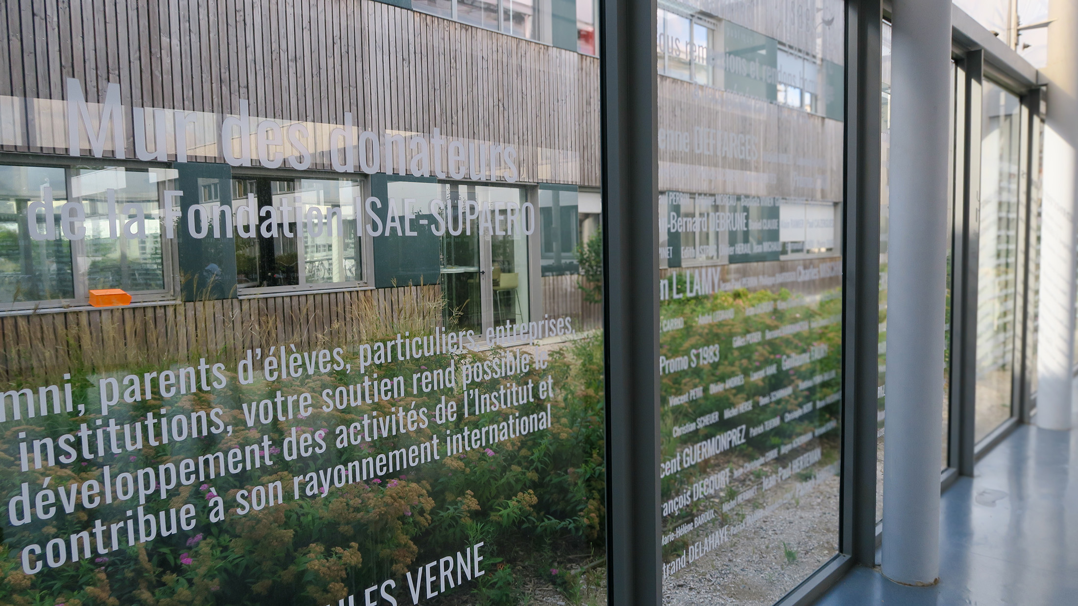 Mur Donateurs vitré de la Fondation ISAE-SUPAERO 2025