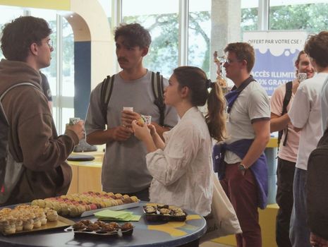 Networking at CNES: The IEEE Student Branch at the Heart of the Space Industry